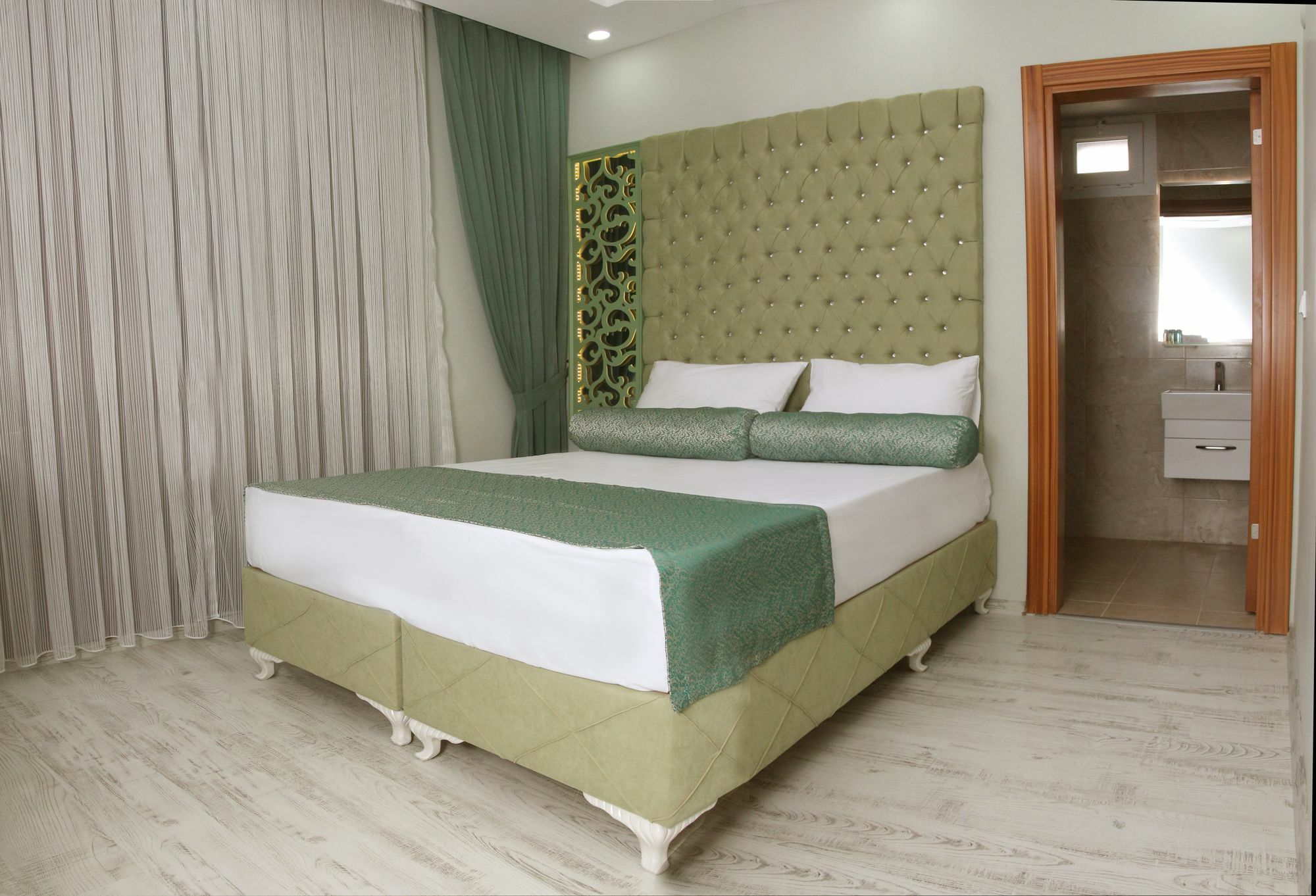 Green Garden Hotel Истанбул Екстериор снимка